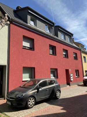 Erstbezug nach Grundsanierung und Dachgeschossausbau