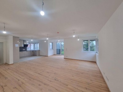 Erstbezug in Top-Lage: Maisonette-Wohnung mit Eigengarten am Rosenhügel
