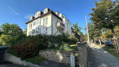 OPEN HOUSE BESICHTIGUNG AM 24.10. von 16-17 Uhr
RADEBERGER STRASSE 9 IN DRESDEN
- Top Wohnung