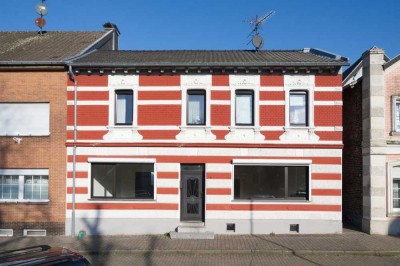 Viel Platz & Flexibilität: Stadthaus mit separater Wohnung und Terrasse in Gangelt!