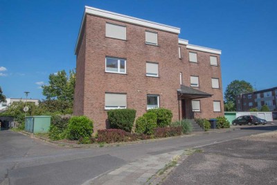 Stilvolle und geräumige Maisonettewohnung mit Garten
in ruhiger und zentraler Lage von Kleinenbroic
