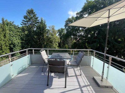 2021 sanierte 3-Raum-Maisonette-Wohnung mit ~10 m2 Balkon ins Grüne und Einbauküche in Zerzabelshof