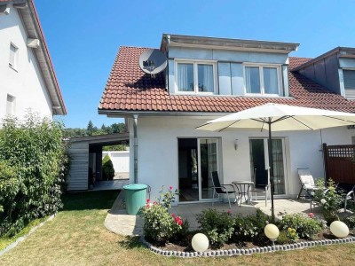 Top gepflegte  Doppelhaushälfte