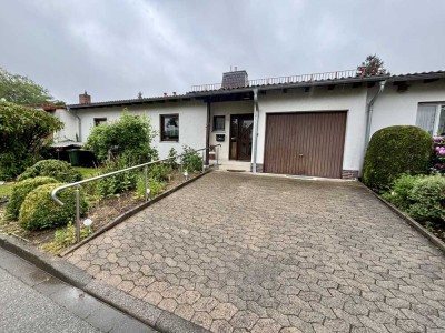 Charmantes Reihenmittelhaus im Bungalowstil mit Garage – Wohnen auf einer Ebene in begehrter Lage vo