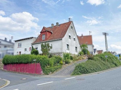Massiv gebautes Wohnhaus zur Sanierung – ideal für Selbermacher