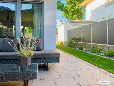 Provi frei Zweifamilienhaus in 06295 Bornstedt