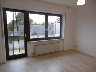 Große 3-Zi.Wohnung mit 2 Balkons