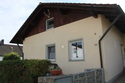 Preiswertes 5-Raum-Einfamilienhaus in Landshut Auloh