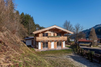 Charmantes Landhaus in hochwertiger Holzbauweise ( 06071 )