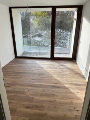 Barrierefreies lichtdurchflutetes 2-Zimmer-Appartement im modernen Energiesparhaus zu vermieten!