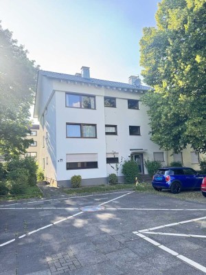 4-Z.-EG m.Balkon ausschließl.Anfragen m. ausgefüllten Mieterfragebogen werden gelesen!!!