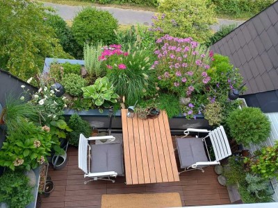 Helle 3-Zimmer Maisonette-Wohnung mit Balkon in Siegburg Kaldauen