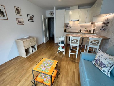 Helle &amp; Ruhige 42-m²-Wohnung - Voll Möbliert, 18. Bezirk