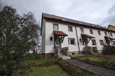 - Erstbezug nach Sanierung - Reihenendhaus zu vermieten