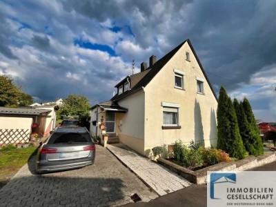 Vermietetes Einfamilienhaus mit schönem Garten in ruhiger Lage von Niederzeuzheim!