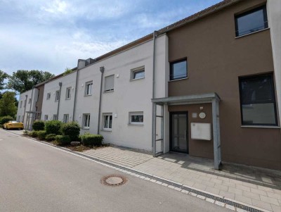 "ANSPRECHENDES APPARTEMENT - ZENTRALER LAGE - GUT VERMIETET"