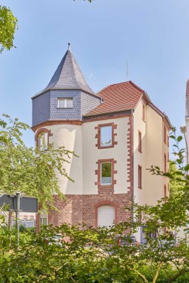Elegante, lichtdurchflutete 2,5/3-ZKB-Wohnung  –Teil / voll möbliert