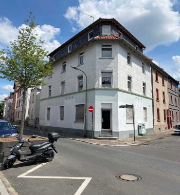 MFH - Stadthaus mit 12 Z. mit 270qm Wfl. zzgl. leerst. Nebengebäude in Offenbach am Main - Bürgel