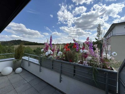 Wunderschöne 3-Zi-Penthouse-Wohnung, gehobene Austattung, EBK, Aarbergen, Kontakt 015753070103
