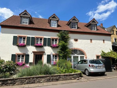 Günstiges 5-Raum-Farmhaus mit gehobener Innenausstattung in Ockfen