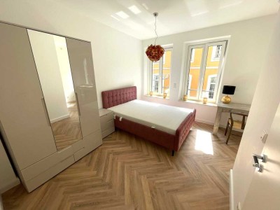 Vis-á-vis zum Unischloss und Rathaus - Traumwohnung sucht Single - möbliert - Zentrum