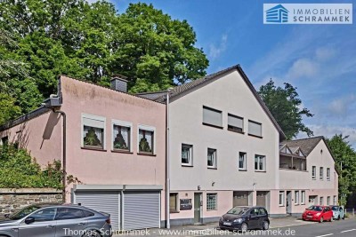 ISERLOHN STADTNAH UND DOCH IM GRÜNEN- GROSSZÜGIGE ETAGENWOHNUNG MIT AUSGEB. SPITZBODEN UND 2 GARAGEN