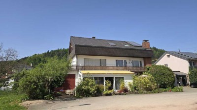 Große Dreizimmerwohnung
