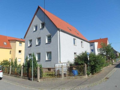 Ab Nov. 2025: Süße 2-Zimmer-Wohnung in RÖDERAU * Laminatboden * separater Essküche * Dusche