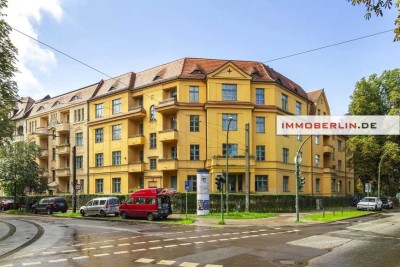 IMMOBERLIN.DE - Toplage: Großzügige Altbauwohnung mit ruhigem Südwestbalkon zwischen Schlossgarten &