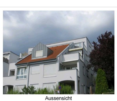 Vollständig renovierte Wohnung mit 2,5 Zi. sowie Balkon und Einbauküche ,,Ohne Makler Provision''