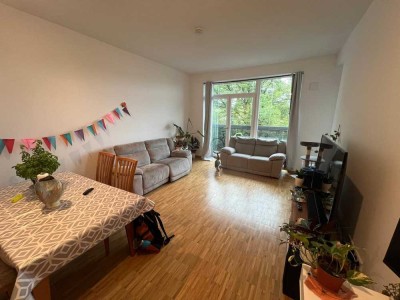 Stilvolle 2-Raum-Wohnung mit Einbauküche in Berlin Charlottenburg
