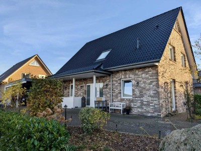 Großzügiges Einfamilienhaus mit Keller in Harsefeld von Privat