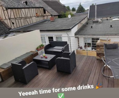 Ko-Metternich Nähe Uni - Zimmer in 8er-WG - 0172-3677061