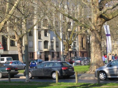 Großzügige, gepflegte 2,5-Zimmer-Wohnung mit Balkon und Einbauküche in Mannheim Oststadt