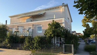 Sehr schöne, helle Dachterrassenwohnung mit Galerie und Küche