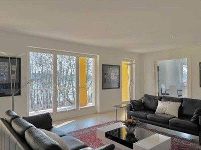 LOFTARTIG - großzügig - zeitlos : 160 m² - mit großer Balkonterrasse zum See