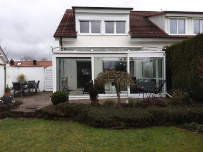 Hübsches Haus in herrlicher Lage. Nice house in beautiful location for nature lovers