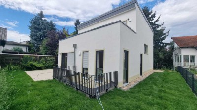 Exklusives Neubau-Einfamilienhaus/Stadtvilla in Steinbach: Stilvoll wohnen!