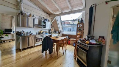 4 Zimmer * DG Wohnung * WG geeignet * Isarvorstadt Auf 108qm ab 01.10.