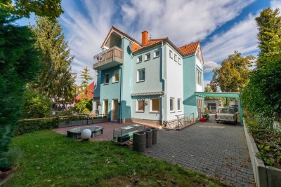 160 m²  Nutzfläche - Eigener Zugang (Haus im Haus) -- 3 Zimmer Wohnung inkl. Terrasse