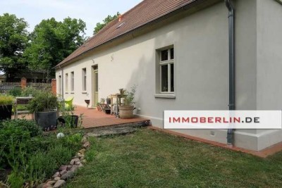 IMMOBERLIN.DE - Stilvoll + fachkundig saniert! Charmantes Einfamilienhaus in traumhafter Lage