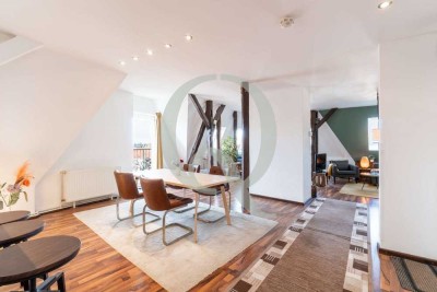 Lichtdurchflutete 3‑Zi.‑Dachgeschosswohnung mit Süd/West‑Balkon + Kamin