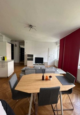 Stilvolle, modernisierte 2-Raum-Wohnung mit EBK in Pforzheim