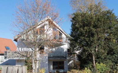 Gemütliche 3 Zimmerwohnung mit Balkon, EKB, TG, Keller