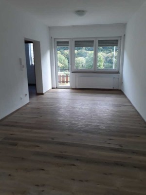 Freundliche 1-Zimmer-Wohnung mit Balkon und Einbauküche in Pommern
