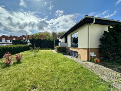 Freistehendes Einfamilienhaus mit schönem Eckgrundstück