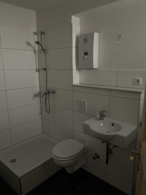 modernisierte 1 Zimmer Wohnung mit Balkon - gerne an Studenten  - nähe FH (S35-EGRH)