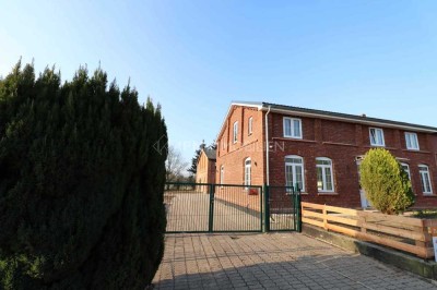 Komplett Saniert - 6 Zimmer Haus mit Scheune und Naturgrundstück - 3D-Rundgang