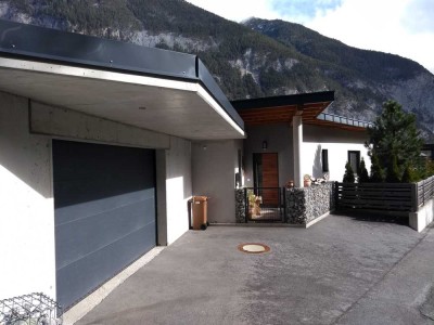 Moderner Bungalow im schönen Tirol