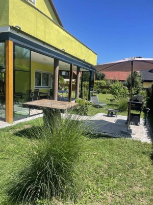 Von Privat, top modernisiertes, Ein - Zweifamilienhaus, voll unterkellert, Nähe Klagenfurt